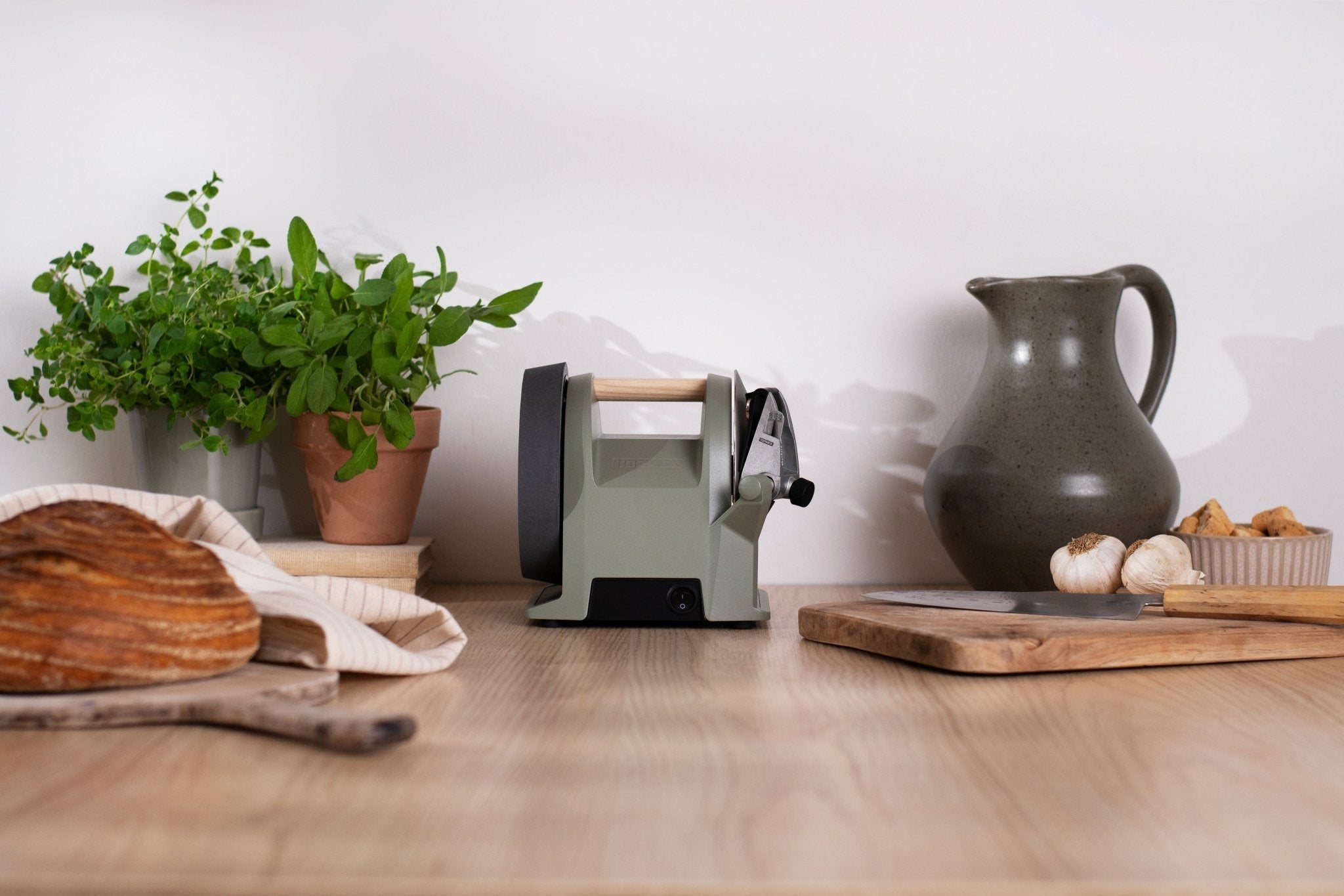 The Tormek T-1 Kitchen Knife Sharpener Has Arrived - Norvic Knives