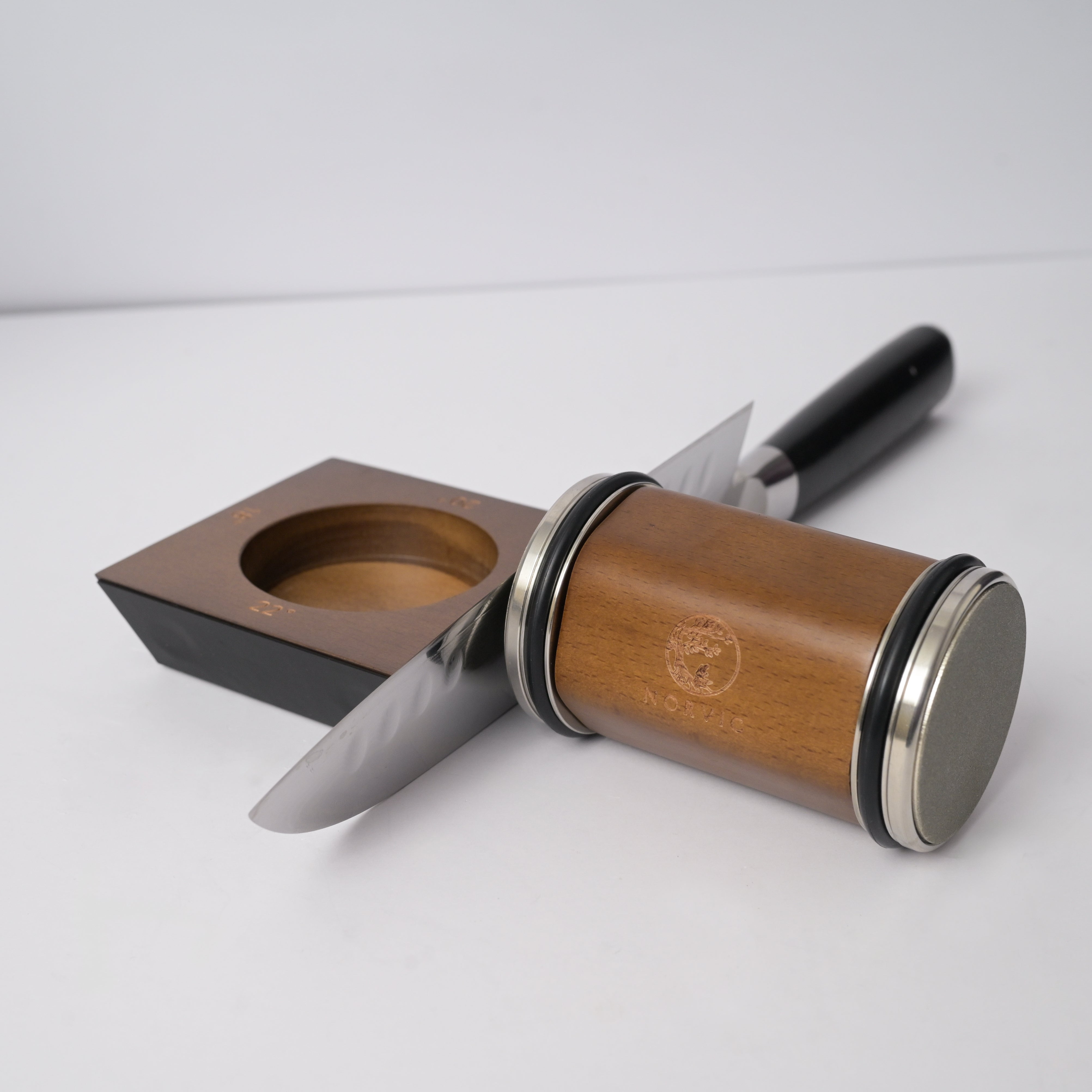 Norvic roller sharpener