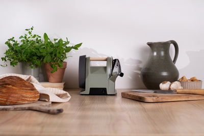 Tormek T-1 Kitchen Knife Sharpener